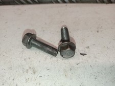 Tondeuse HONDA HRA214 / HRA 214 - 2 vis fixation moteur au chassis 90102VA4000