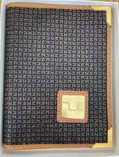 Carnet d'adresse TED LAPIDUS