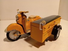 Schuco 010495 DE Zundapp Bella Roller side car poste Allemande Deutsche 1/10