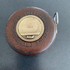 MÈTRE RUBAN ANCIEN en cuir - 10 mètres. CHESTERMAN SHEFIELD ENGLAND