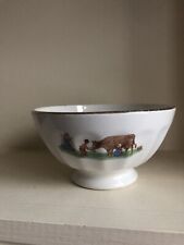 Ancien Bol porcelaine décor vaches et enfants, motif reproduit 3 fois autour