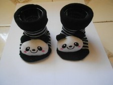 CHAUSSONS BÉBÉ CHAUSSETTES