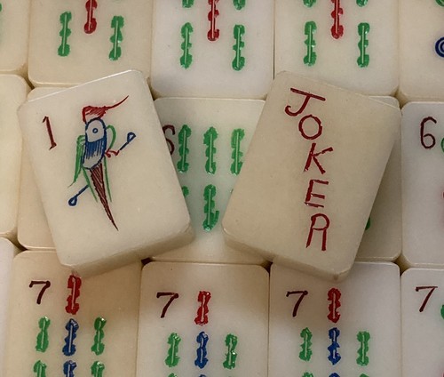 Lucite hand carved mahjong - 4,