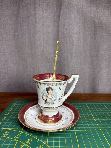 Tasse soucoupe napoléon - et,