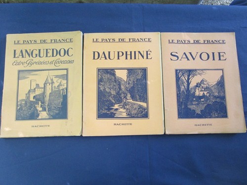 Livres pays de - 3,