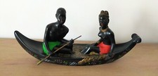 Couple Africain En Pirogue Vintage .En Plâtre.