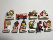 Série complète de 10 fèves neuves " SMILEY POMPIER " 2016