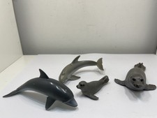 Figurine plastique animal de collection 4 pièces 6 - 11 cm. État voir photos