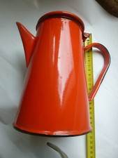 Ancienne verseuse rouge émaillée maide in Holland