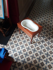 ANCIEN BIDET SUR PIED FAIENCE