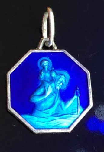 Ancienne médaille religieuse - ,