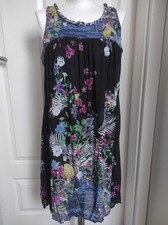 Robe fleurie sans manches - robe,