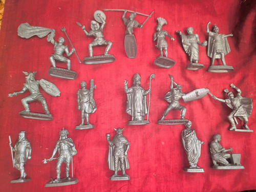 Série figurines - série, 16