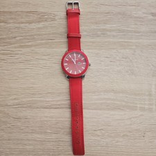 Montre LACOSTE Rouge en Tissu