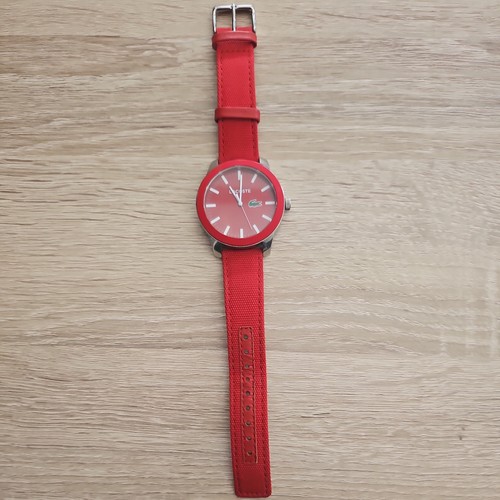 Montre lacoste rouge tissu - montre,