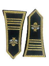 Paire de pattes d'épaules