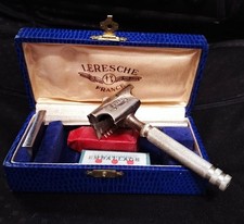 RARE ET ANCIEN RASOIR LERESCHE " LE FRANÇAIS " DANS SA BOITE CIRCA 1925/30