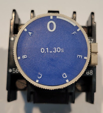 Bloc temporisé TELEMECANIQUE LA2-D22