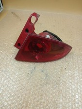 Feu arriere principal droit