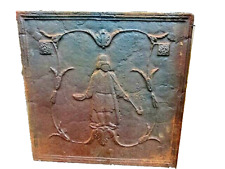 Plaque ancienne de cheminée  haut 48 larg 48.5 prof 2 cm