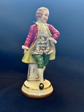 Figurine ancienne, Muller & Volkstedt, signée MV, porcelaine, numérotée