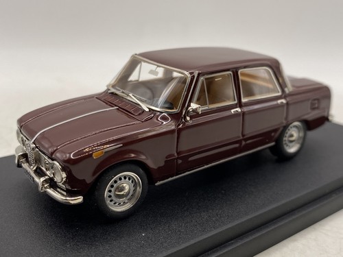 Look smart alfa romeo - look,