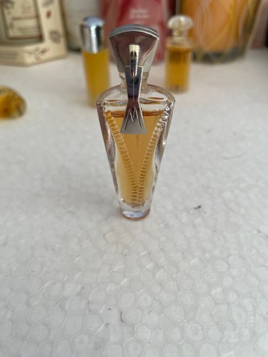 Eau toilette just de - toilette,