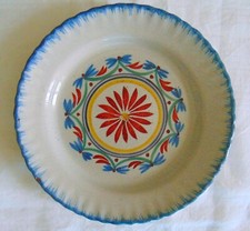 UNE ASSIETTE FAIENCE DU SUD OUEST AUVILLAR ROSACE XIXEME SIECLE