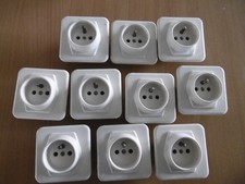 1 PRISE DE COURANT LEGRAND CHAMBORD INTERRUPTEUR POUSSOIR PRISE MONO PLAQUE