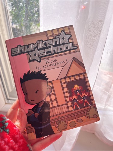 Shuriken school tome ras - :,