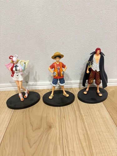 Figurine one piece - figurine,