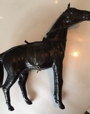 Étonnante Statuette Symbole