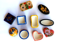 Série complète de fèves ECRINS DES ROIS BOITES AVEC COUVERCLE * 196