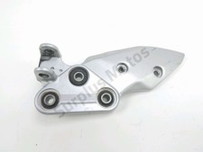 PLATINE AVANT DROITE SUZUKI GSX 1400 2003-2004 / NE 63444