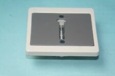 Prise téléphone conjoncteur