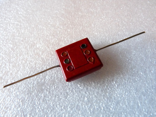 3300pf 3nf 500v - 3300pf, 5%