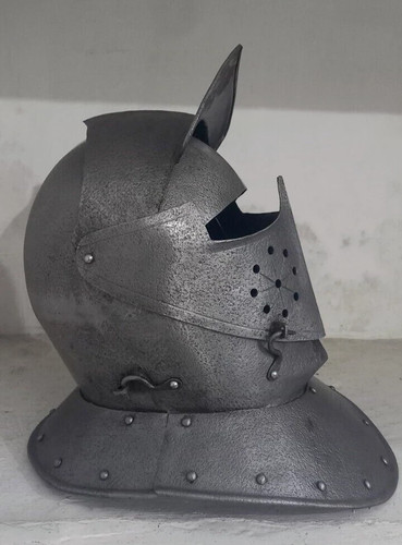 Ancien casque armure forgé - ancien,