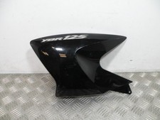 Carénage de réservoir gauche