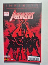 Magazine revue PANINI COMICS en français THE AVENGERS #10