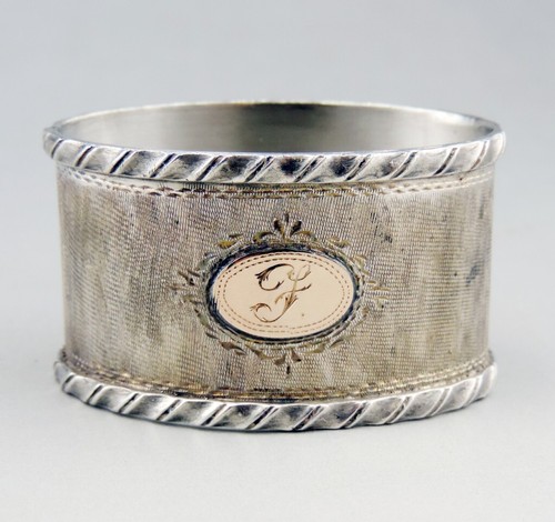 Rond serviette ovale - rond,