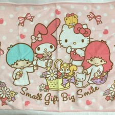 Couverture Sanrio Hello Kitty