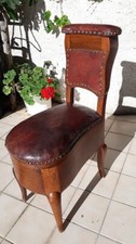 une chaise d'aisance ancienne
