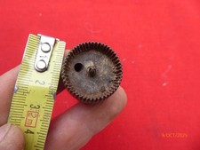 emporte piece outil ancien fleuriste modiste fer à gaufrer M13