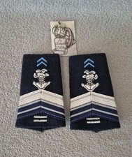 Paire de fourreaux d'épaule Hussard grade caporal chef ? 10 ans de service (c)