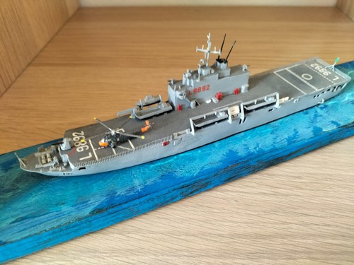 700 maquette assemblèe - maquette,