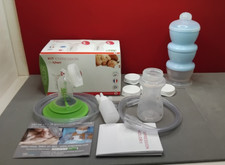 Lot accessoires bébé:  TIRE LAIT et doseuse lait poudre