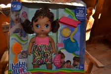 poupee neuve alive MIAM MIAM LES BONNES PATES cheveux chatain 20 phrases*