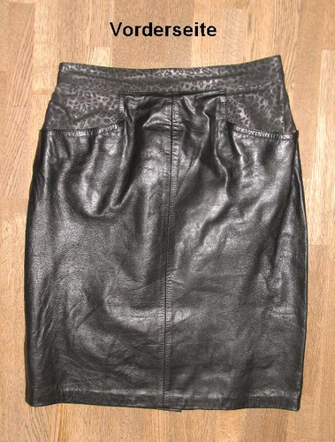 Regardez ça jupe en cuir - Ça,