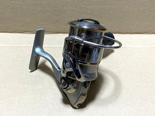Moulinet toupie daiwa exist - moulinet,