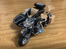 Beau Side-Car BMW R75 fabrication POLISTIL au 1/15eme référence MS 110